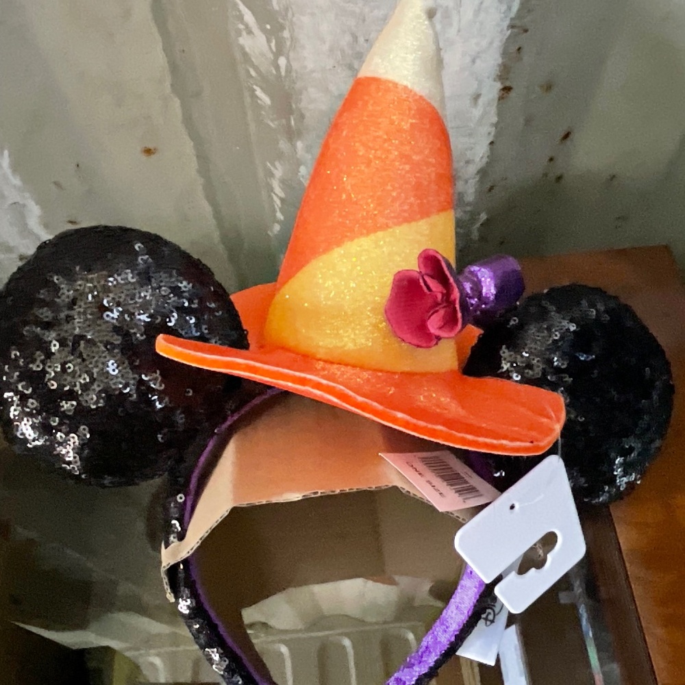 Disney Minnie Mouse candy corn Halloween ears